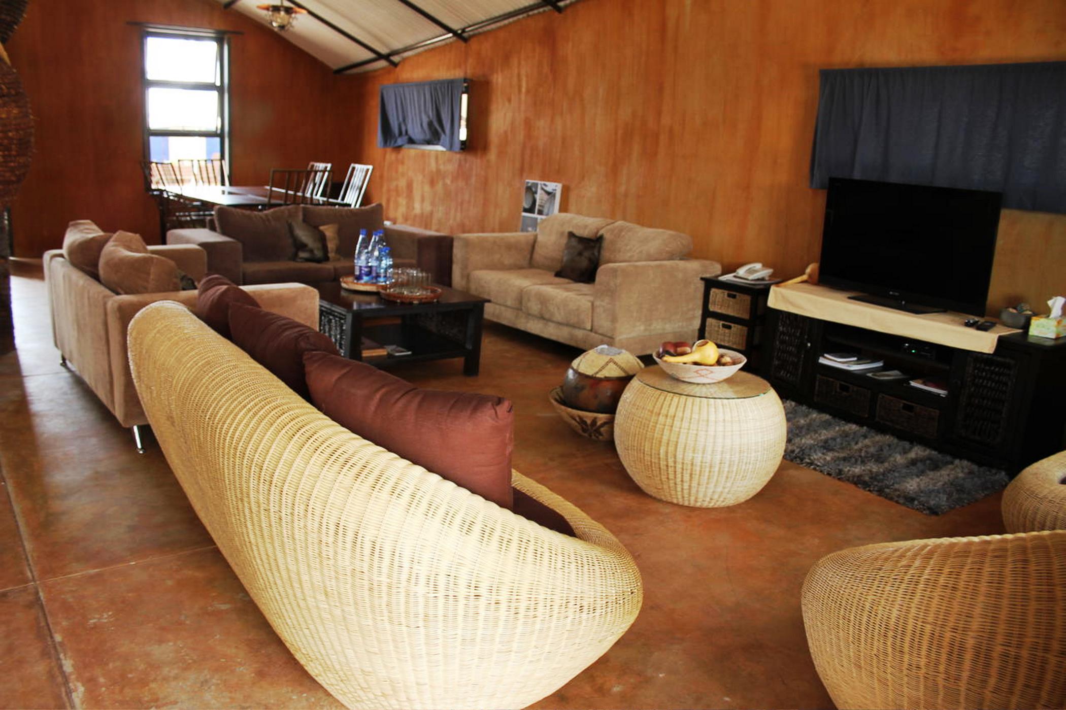 אונדנגווה Ongula Village Homestead Lodge מראה חיצוני תמונה