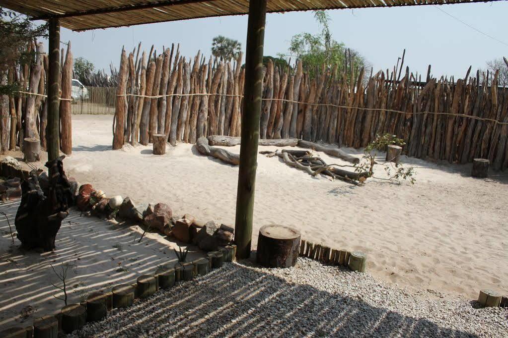 אונדנגווה Ongula Village Homestead Lodge מראה חיצוני תמונה