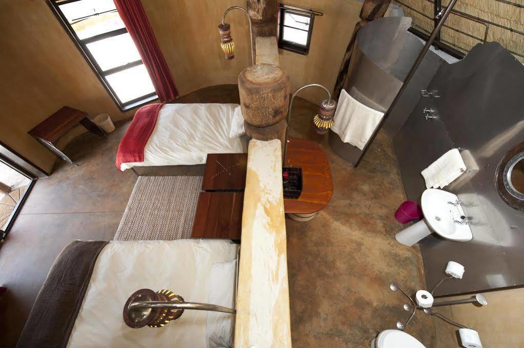 אונדנגווה Ongula Village Homestead Lodge מראה חיצוני תמונה
